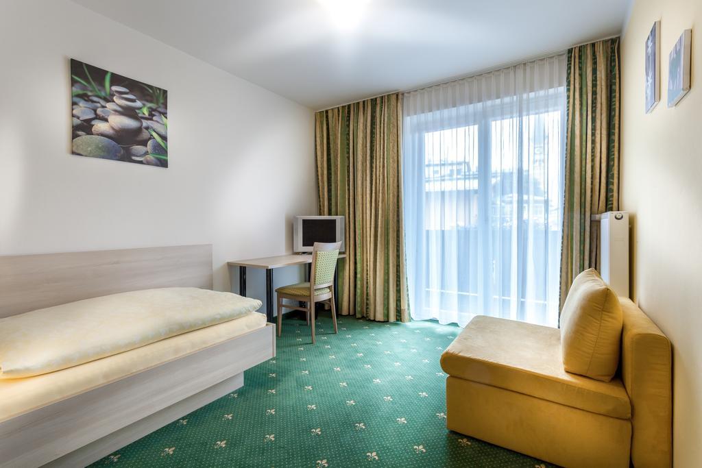Pension Gstrein Bad Hofgastein Δωμάτιο φωτογραφία