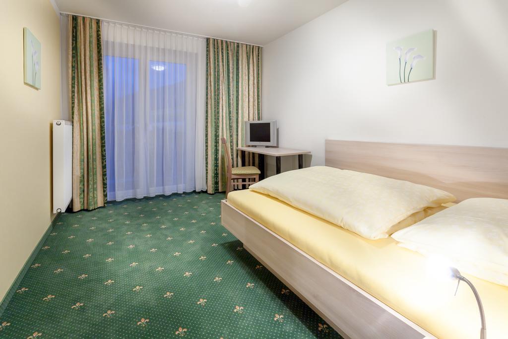 Pension Gstrein Bad Hofgastein Δωμάτιο φωτογραφία